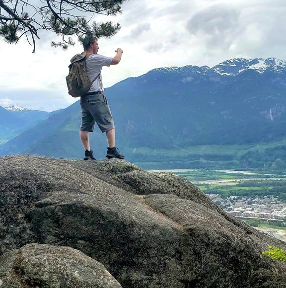 Meet your Posher, Alex - Picture 1 of 1